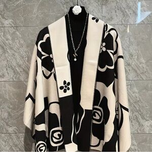 SOLD OUT! Black & White Shawl / Wrap Scarf